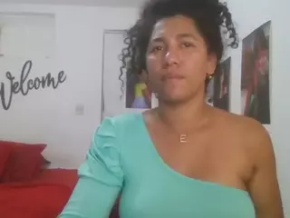 Bellacrespa's Live Sex Cam Show