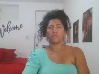Bellacrespa's Live Sex Cam Show