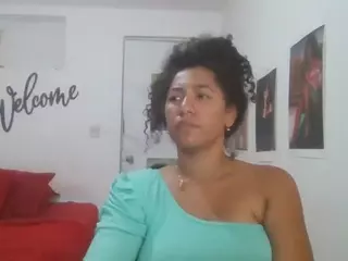 Bellacrespa's Live Sex Cam Show