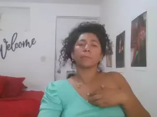 Bellacrespa's Live Sex Cam Show