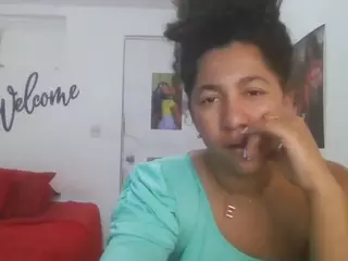 Bellacrespa's Live Sex Cam Show