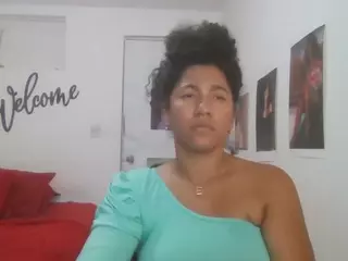 Bellacrespa's Live Sex Cam Show