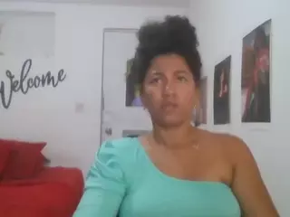 Bellacrespa's Live Sex Cam Show