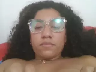 Bellacrespa's Live Sex Cam Show