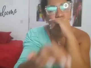 Bellacrespa's Live Sex Cam Show
