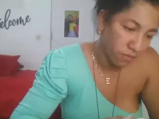 Bellacrespa's Live Sex Cam Show