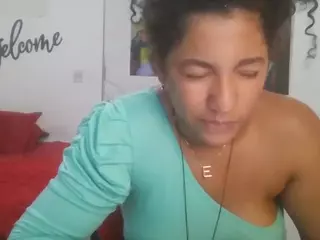 Bellacrespa's Live Sex Cam Show