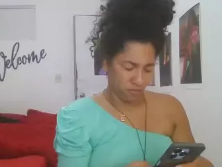 Bellacrespa's Live Sex Cam Show