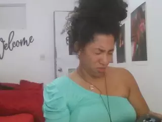 Bellacrespa's Live Sex Cam Show