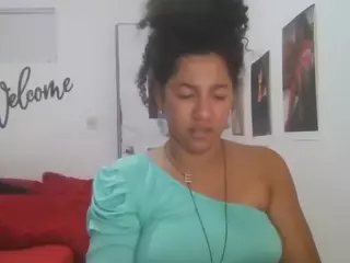 Bellacrespa's Live Sex Cam Show