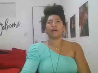 Bellacrespa's Live Sex Cam Show
