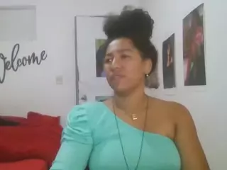 Bellacrespa's Live Sex Cam Show