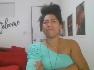 Bellacrespa's Live Sex Cam Show