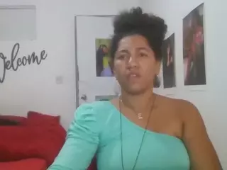 Bellacrespa's Live Sex Cam Show