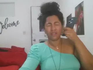 Bellacrespa's Live Sex Cam Show
