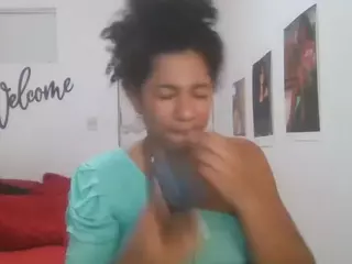 Bellacrespa's Live Sex Cam Show