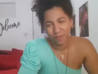 Bellacrespa's Live Sex Cam Show