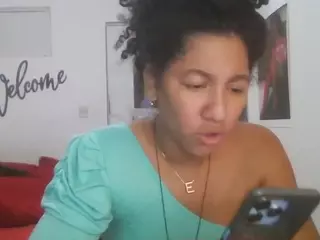 Bellacrespa's Live Sex Cam Show