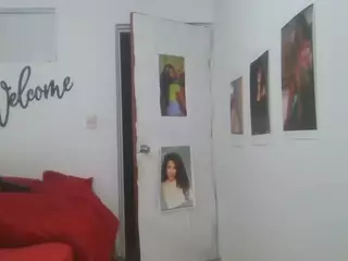 Bellacrespa's Live Sex Cam Show