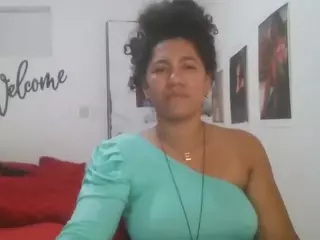 Bellacrespa's Live Sex Cam Show