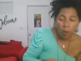 Bellacrespa's Live Sex Cam Show