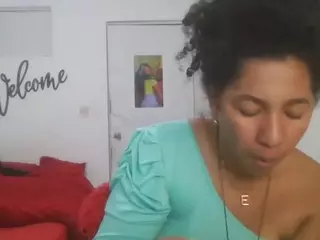 Bellacrespa's Live Sex Cam Show