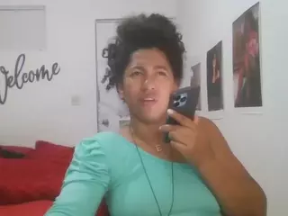 Bellacrespa's Live Sex Cam Show