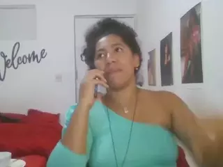 Bellacrespa's Live Sex Cam Show