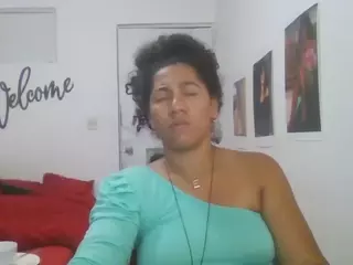 Bellacrespa's Live Sex Cam Show