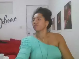 Bellacrespa's Live Sex Cam Show