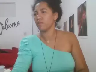 Bellacrespa's Live Sex Cam Show
