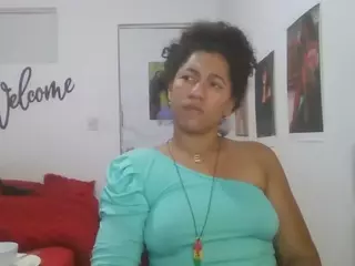 Bellacrespa's Live Sex Cam Show