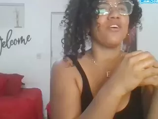 Bellacrespa's Live Sex Cam Show