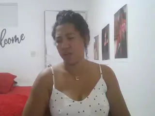 Bellacrespa's Live Sex Cam Show