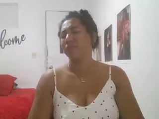 Bellacrespa's Live Sex Cam Show