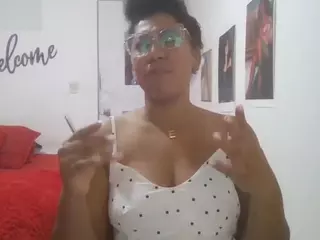 Bellacrespa's Live Sex Cam Show