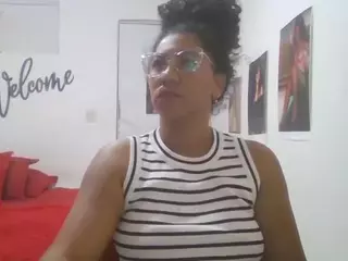 Bellacrespa's Live Sex Cam Show