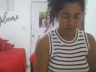 Bellacrespa's Live Sex Cam Show