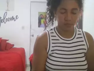 Bellacrespa's Live Sex Cam Show