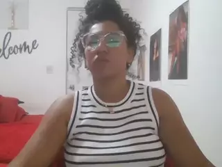 Bellacrespa's Live Sex Cam Show
