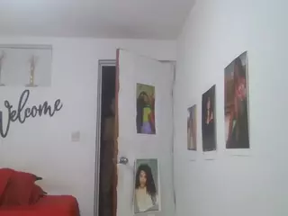 Bellacrespa's Live Sex Cam Show