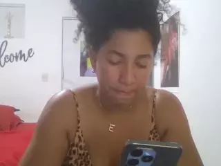 Bellacrespa's Live Sex Cam Show