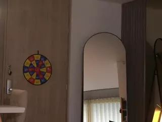 Laurita's Live Sex Cam Show