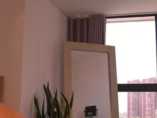 Laurita's Live Sex Cam Show