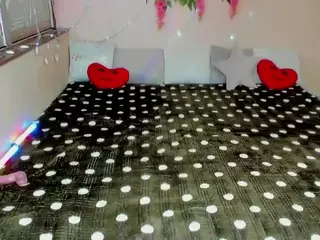 SalviaLi's Live Sex Cam Show