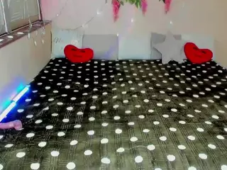 SalviaLi's Live Sex Cam Show