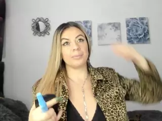 arianna-callie's Live Sex Cam Show