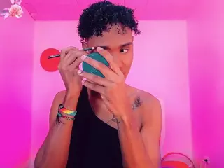 Kendall-hornyy's Live Sex Cam Show