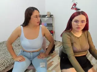 untilwet's Live Sex Cam Show
