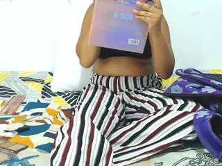 ASTRIDVAGINA18's Live Sex Cam Show